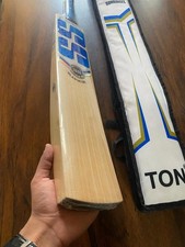 Grade 1 English Willow Cricket Bat SS TON Bat New With Pro Quality Grip 2.7lbs.