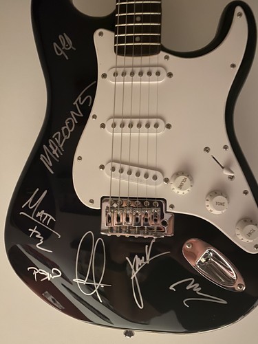 Maroon signed guitar - maroon,