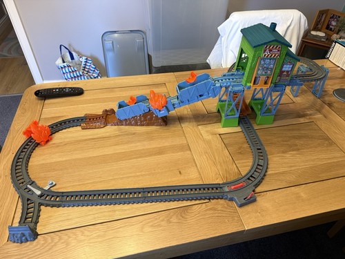 Thomas friends trackmaster - thomas,