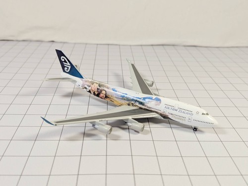 Air new zealand lotr boeing - lotr,