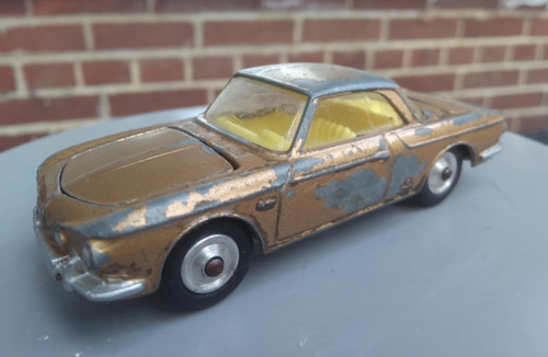 Corgi karmann ghia gold - ghia,