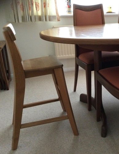 Robust wooden high chair