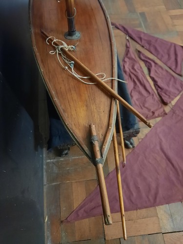 Very large pond yacht - , dated