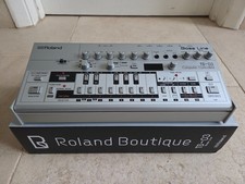Roland TB-03 Bass Line