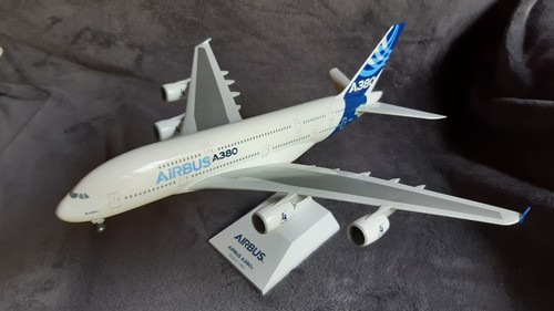 200 sky marks airbus a380 - 1/200,
