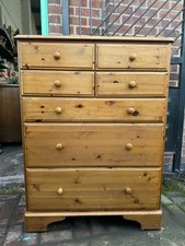 Ducal pine chest of drawers
