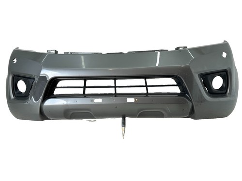 Nissan navara 2017 genuine - nissan, 2017-20