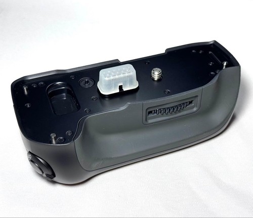 Unused bg2 battery grip for - battery,