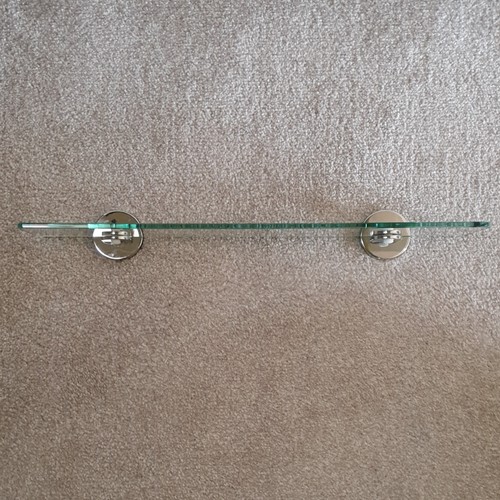 Wall mounted clear glass - wall,