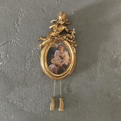 Ornate picture frame oval - ornate,