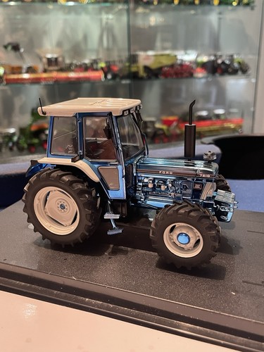 Universal hobbies ford - 1/32,