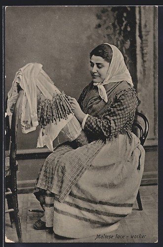 Postcard maltese lace - lace, worker