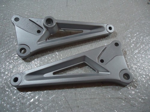 Honda cb125t footrest - footrest, hangers