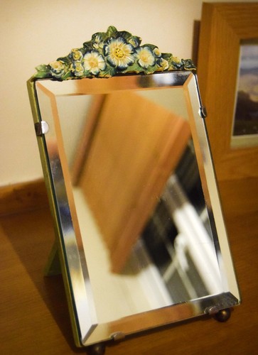 Art deco freestanding barbola - deco,