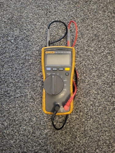 Fluke 114 true rms multimeter - fluke,
