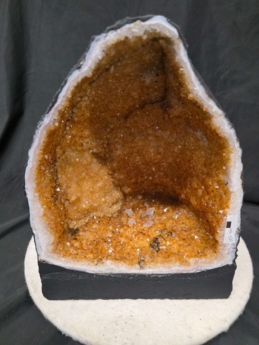 Citrine geode 520 crystal - geode,