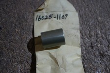 KAWASAKI GENUINE KX60 KDX80 CARB CARBURETOR  THROTTLE SLIDE  VALVE 16025-1107