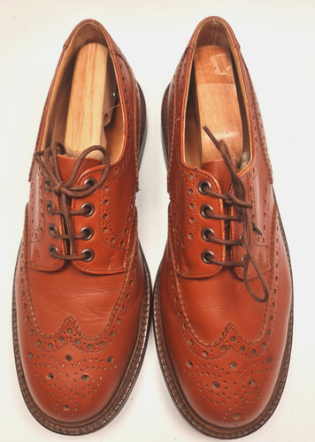 Dapper dresser alert alfred - dresser,