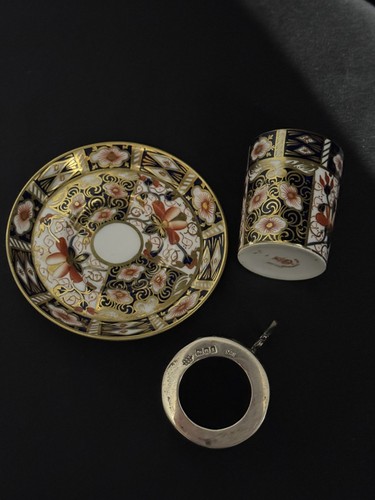 Antique royal crown - antique, derby