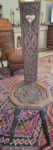 Antique welsh handcarved - antique,