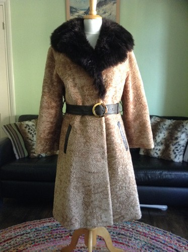 True vintage sheepskin coat - vintage,