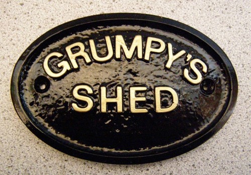 Grumpy shed house - grumpy's,
