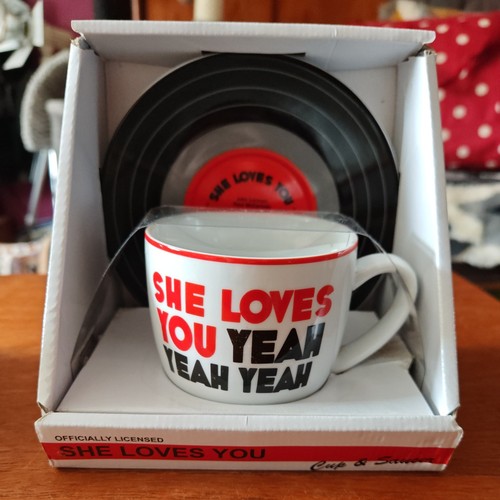 The beatles bluw lyric cup - bluw,