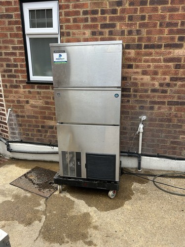 Hoshizaki ice machine - ice,