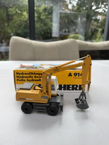 Conrad liebherr 914 hydraulic - 914,