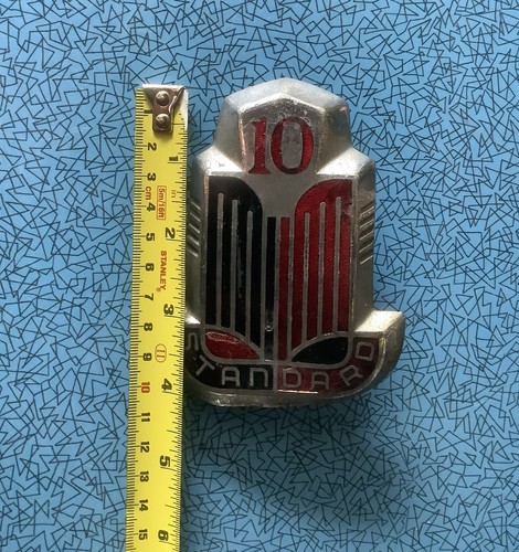 Standard car emblem - 10, emblem/badge
