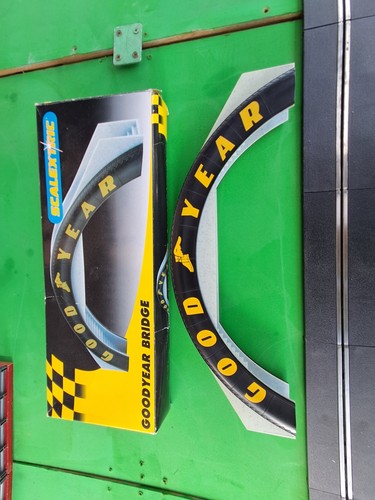 Scalextric goodyear foot - scalextric,