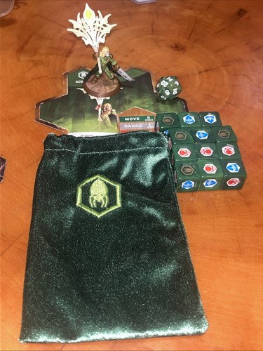 Heroscape ullars flag bearer - flag,