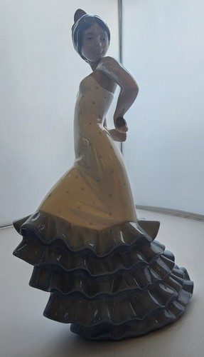 Nao lladro 0418 flamenco - by,
