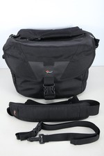 Lowepro Stealth Reporter D300