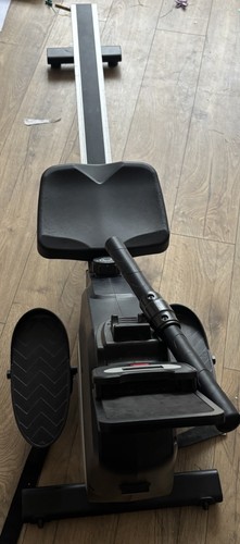 Rowing machine - rowing,