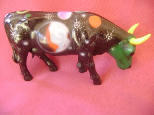 Cow parade cosmic - cosmic, figure