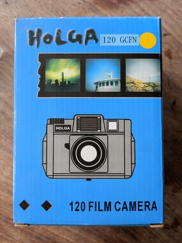 Holga 120gcfn yellow lomo - yellow,