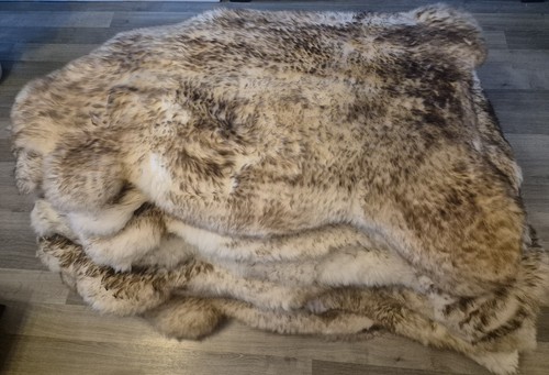 Genuine sheepskin rug - sheepskin, natural