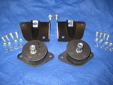 MG NEW MGB 1974 TO 1980 ENGINE MOUNTINGS,BRACKETS AND FITTING BOLTS ** eb113