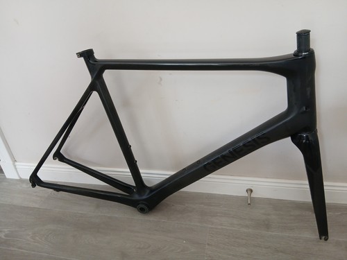 Genesis zero carbon fibre - z.i,
