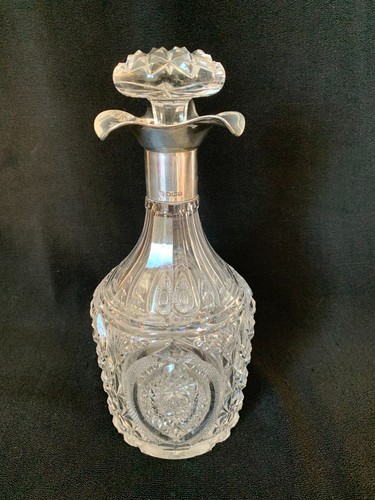 Silver collar spirit decanter - collar,