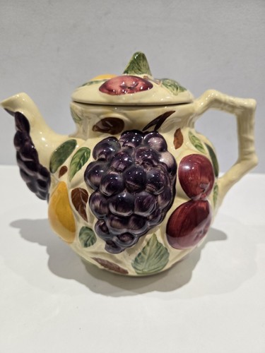 Art deco siltone pottery - art,