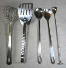 5 Lovely Vintage Kitchen