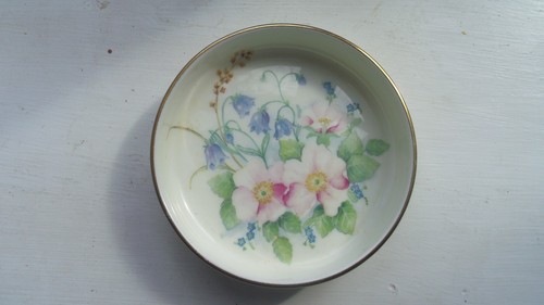 Royal doulton trinket - doulton,