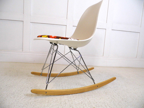 Retro eames plastic rocking - eames,