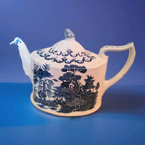 Ringtons willow pattern - ringtons, by