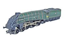 Hornby OO R309 Class A4 4-6-2 60022 Mallard BR Green Color Tested Runner Unboxed