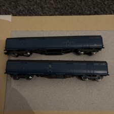 N Gauge Farish 374-863 LNER Thompson Full Brake BR Blue Coach x2 
