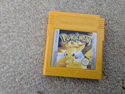 Pokémon yellow genuine - pokémon,