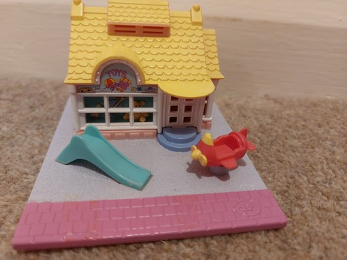 Toy shop polly pocket - polly,